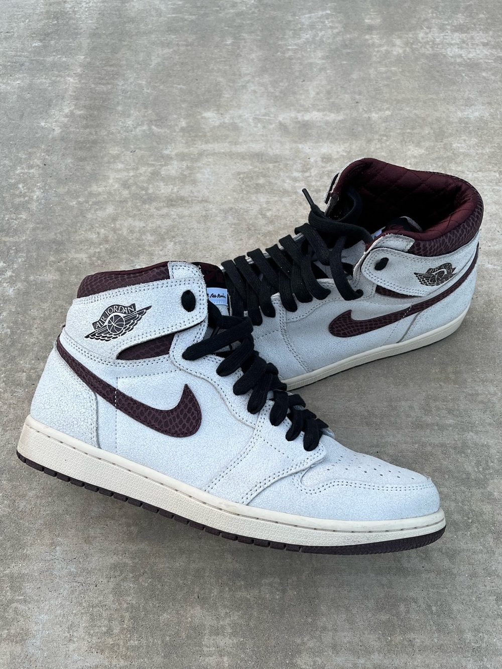 Size 10.5 - Jordan 1 OG x A Ma Maniere High Airness